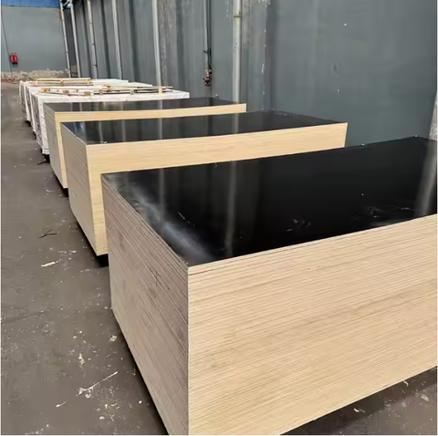 Customized PINE Core Film Faced Plywood Excellent Waterproof A2 Melamine Phenolic Glue E1 Reusable 6-8 Times Interior Warehouse