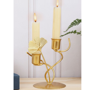 Nuevo soporte de vela de diseño floral acabado en oro metálico nuevos accesorios de iluminación para el hogar portavelas decorativo interior - Product Image 1