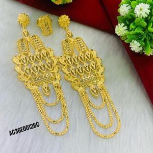 Pendientes chapados en oro de un gramo, joyería de moda de diseño online, compra pendientes chapados en oro online en India - Product Image 3