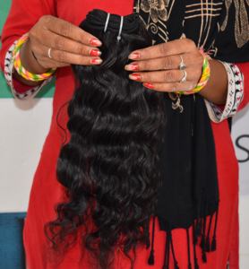 Venta al por mayor barato 100% crudo cutícula alineada tejido virgen ondulado paquetes vendedores indio extensiones de cabello humano - Product Image 3