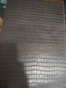 Chaqueta de piel de vaca gruesa de invierno con logotipo de diseño personalizado, chapada en relieve de cocodrilo, transpirable, proveedor mayorista OEM - Product Image 3