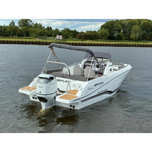 Bateau à rames Jeanneau Cap Camarat 7.5 CC Série 3 Premium Modèle 2023 Moteur 350 CV 7.37x2.51m - Product Image 2