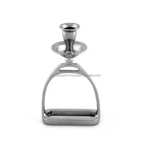 Porte-bougie vintage en forme de couronne royale, artisanat d'inspiration patrimoniale, fournisseur de porte-bougie décoratif, fabriqué par Zahid Exports en Inde - Product Image 5