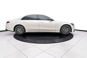 Mercedes-Benz S580 4Matic 2022, Certificado, Limpio y Poco Usado, Caja de Cambios Automática, Motor Turbo, Tracción en las Cuatro Ruedas, Asientos de Cuero, Color Claro R2 - Product Image 2
