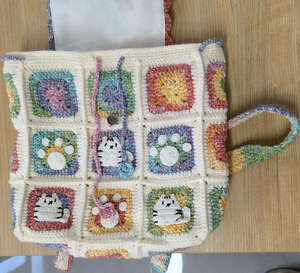 Sacs à dos pour femmes en crochet faits à la main populaires en 2025, sacs à dos spécialisés pour les voyages, le camping, le shopping et la randonnée - Product Image 5