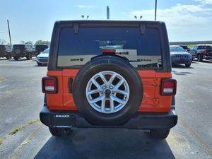 2023 Jeep Wrangler Sport S 4 puertas 4WD - Product Image 4