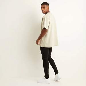 Camiseta de Algodón Orgánico al por Mayor con Logotipo Personalizado, Camiseta Holgada con Hombros Caídos, Camiseta Lisa con Lavado Ácido para Hombre - Product Image 4