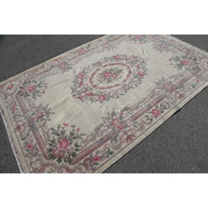 Tapis turc vintage classique beige-rose 5,9 x 8,9 pieds à poils moyens, motif patchwork en latex écologique, décorations pour salle à manger - Product Image 4