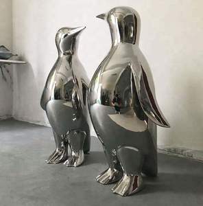 Figure animale élégante en aluminium poli fabriquée pour la décoration de bureau de décor à la maison et la présentation artistique élégante - Product Image 4