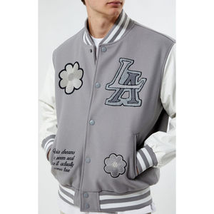 Chaqueta universitaria de béisbol con bordado personalizado de alta calidad para hombre, chaqueta bordada de estilo callejero al por mayor - Product Image 5
