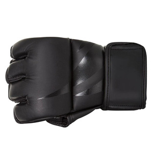 Gants de grappling MMA UFC de qualité supérieure personnalisés en gros-Solide Durable Confortable pour l'entraînement et le combat Parfait pour les sports de combat - Product Image 2