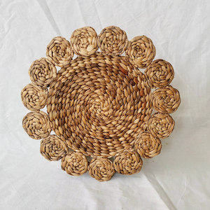 แผ่นรองจานลายดอกไม้งานสานด้วยมือหรูหราแผ่นรองจานตกแต่งโต๊ะดีไซน์ดอกไม้ - Product Image 5