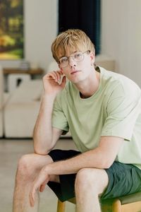 เสื้อยืดคอกลมผ้าฝ้ายเนื้อหนาระบายอากาศได้สำหรับทุกเพศเสื้อคอลูกเรือ210gsm หนาแบบเรียบ - Product Image 2