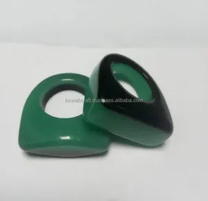 Anillos de dedo de resina en forma de corazón pulidos hechos a mano, joyería de moda de tamaño personalizable para hombres y mujeres, ropa de fiesta, artículo de moda - Product Image 6