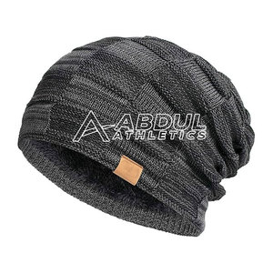 Gorro de Invierno de la Mejor Calidad, Elegante, Suave, Cálido, Adecuado para Uso Casual en la Calle, en Venta - Product Image 1