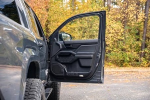 รถมือสอง พวงมาลัยซ้าย/ขวา ปี 2024 โตโยต้า คอมมาร์ซ รุ่น SR5 แบบดับเบิ้ลแค็บ - Product Image 5