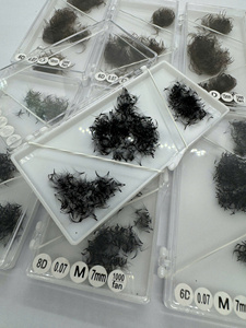 Extensions de cils en éventail pré-faites en volume 6D, courbure M, 7 mm, effet russe, vaporeux, 0,03 C D, longues tiges pré-faites, 10D - Product Image 3