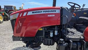 Tracteur à chenilles Massey Ferguson 4609 75-120 CV à roues motrices avec moteur, boîte de vitesses et roulements - pour les exploitations agricoles - Product Image 5