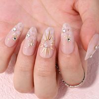 Faux ongles 3D Boho étoiles dorées à presser, forme amande, taille moyenne, 30 pièces, avec breloques cœur, réutilisables, en acrylique, vente en gros