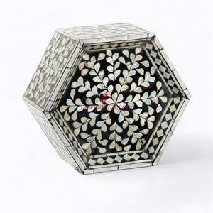 Support à gâteau en nacre fait à la main pour la présentation de desserts, décoration de table en provenance du Vietnam - Product Image 2