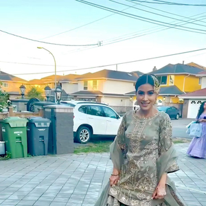 Premium cousu indien ethnique lourd broderie quatre côtés dentelle bordure travail pur Chinon soie haut Sharara Dupatta 3 pièces ensemble - Product Image 1