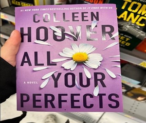 Tous vos livres brochés parfaits de Colleen Hoover, un roman d'amour magnifique pour adultes, un livre de fiction - Product Image 4