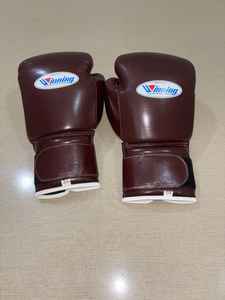 Guantes de boxeo profesionales de color personalizados RTS Empuñaduras de mano de cuero genuino de calidad superior Sparring hecho a medida para cierre - Product Image 5