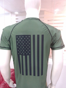 Protectores de erupción más vendidos para adultos Sublimación personalizada Impreso Flatlock Cosido Cuello redondo Manga corta Protectores de erupción en venta - Product Image 2