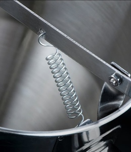 Distributeur de pâte à entonnoir conique à piston en acier inoxydable pour collations commerciales Boulettes de viande de poulpe Distributeur de pâte à beignets frits - Product Image 3