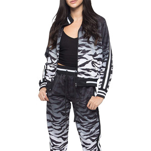 Latest Design Tracksuit Wholesale Price <b>Women</b> Clothing Long Sleeve Zipper Hoodie And <b>Trouser</b> Contrast Stitching Tracksuit 2026 - Product Image 2