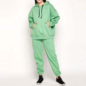 Survêtement d'extérieur Premium pour femme Combinaison parfaite - Product Image 1