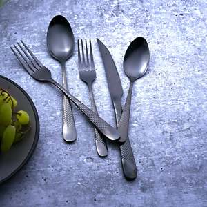 Juego de Cubiertos de Acero Inoxidable con Recubrimiento PVD Negro, Estilo Moderno, Lujoso y Minimalista, con Cuchara de Té y Cuchara de Mesa, Juego de 5 Piezas - Product Image 2