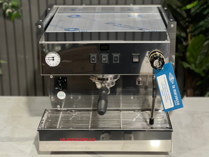 Cafetera Linea Classic S AV de 1 Grupo, Acero Inoxidable - Nueva - Product Image 1