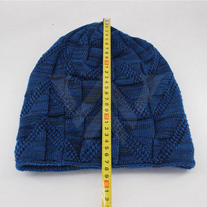 Venta al por mayor desgaste Beanie Unisex invierno cálido tejido acrílico liso personalizado Streetwear hombres Beanie gorras para hombres - Product Image 5