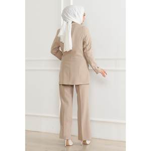 Traje Casual Beige de Tres Piezas con Chaleco Largo MSW19222-4, Blusa de Longitud Media - Product Image 4