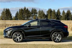 PRÊT À CONDUIRE - VÉHICULE D'OCCASION À VOLANT À GAUCHE |   Conduite à droite |   16 000 MILES 2016 LEXUUSSS RX350 AWD - Product Image 2