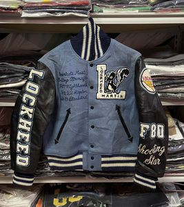 2025แจ็กเก็ตทีมโรงเรียนสั่งตัดขนสัตว์คอตั้งสำหรับผู้ชายแขนหนังเบสบอลวิทยาลัย - Product Image 2