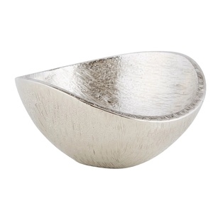 Décoration de table en aluminium bol de service de fruits argent fini à la main bols à chocolat hôtel dîner ustensiles de cuisine - Product Image 3