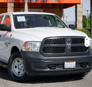 2019 RAMn Pickup 1500 Classic 4x4 Tradesman Coches RHD/LHD ligeramente usados a la venta Asientos de cuero Cámara trasera - Product Image 1