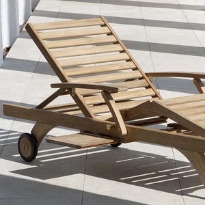 Chaise longue moderne de luxe en teck massif Chaise longue pour piscine extérieure pour hôtels Villas Parcs Plages Chaises longues en bois - Product Image 3