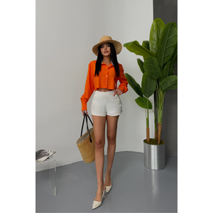 Chemise courte orange pour femme avec col blanc et détail d'étiquette Oran - Product Image 5