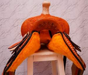 Tachuela de caballo de cuero occidental sintético de sillín inglés de calidad superior para carreras de barriles y características de resistencia de placer de sendero - Product Image 3