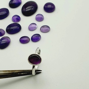 Anillo fino de plata simple para mujer con piedra preciosa de corte ovalado de amatista natural para cumpleaños y Bodas de febrero - Product Image 2