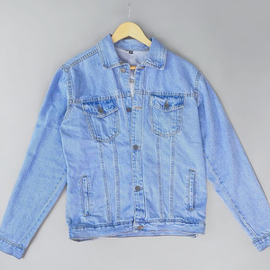 Veste en jean bleu clair élégante avec fermeture à crochets sur le devant Vêtement d'extérieur décontracté tendance pour toutes les saisons - Product Image 1