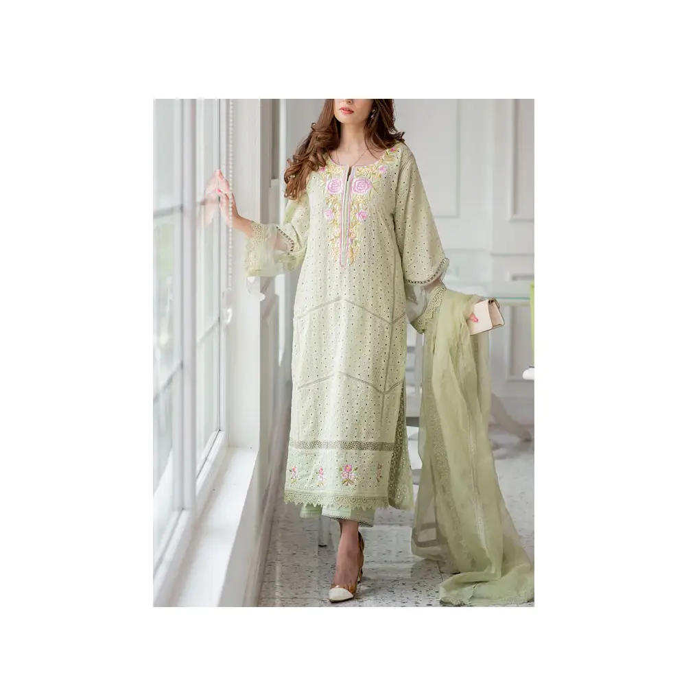Penjualan Langsung Pabrik Gaun Wanita Berkualitas Tinggi Ukuran Plus Gaun Rumput Panjang Wanita Musim Panas Kedatangan Baru Gaun Rumput Pakistan