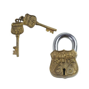 Candado de latón con acabado antiguo HISTORIC ROUTE Diseño grabado Premium Quality Duty Safety Pad Lock Aspecto simple y atractivo - Product Image 3