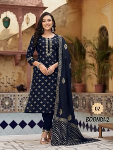 El último diseñador Pure Viscose Silk Hand Work Kurti Set de Fab Zone - Product Image 5