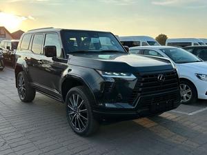 Nuovo SUV Le-xus GX 550 2023, 7 Posti, Trasmissione Automatica, Fari LED, Pneumatici R20, Tetto Panoramico - Product Image 4