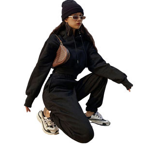 Vente en gros de survêtements pour hommes avec logo personnalisé OEM 2025 ensembles à capuche confortables pour vêtements d'hiver décontractés et de sport de course - Product Image 3