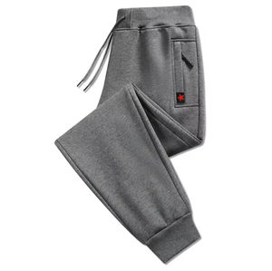 Pantalón de chándal con abertura lateral y botón a presión con tela de algodón suave, ropa de calle cómoda transpirable, pantalones de hombre de ajuste relajado inspirados - Product Image 4